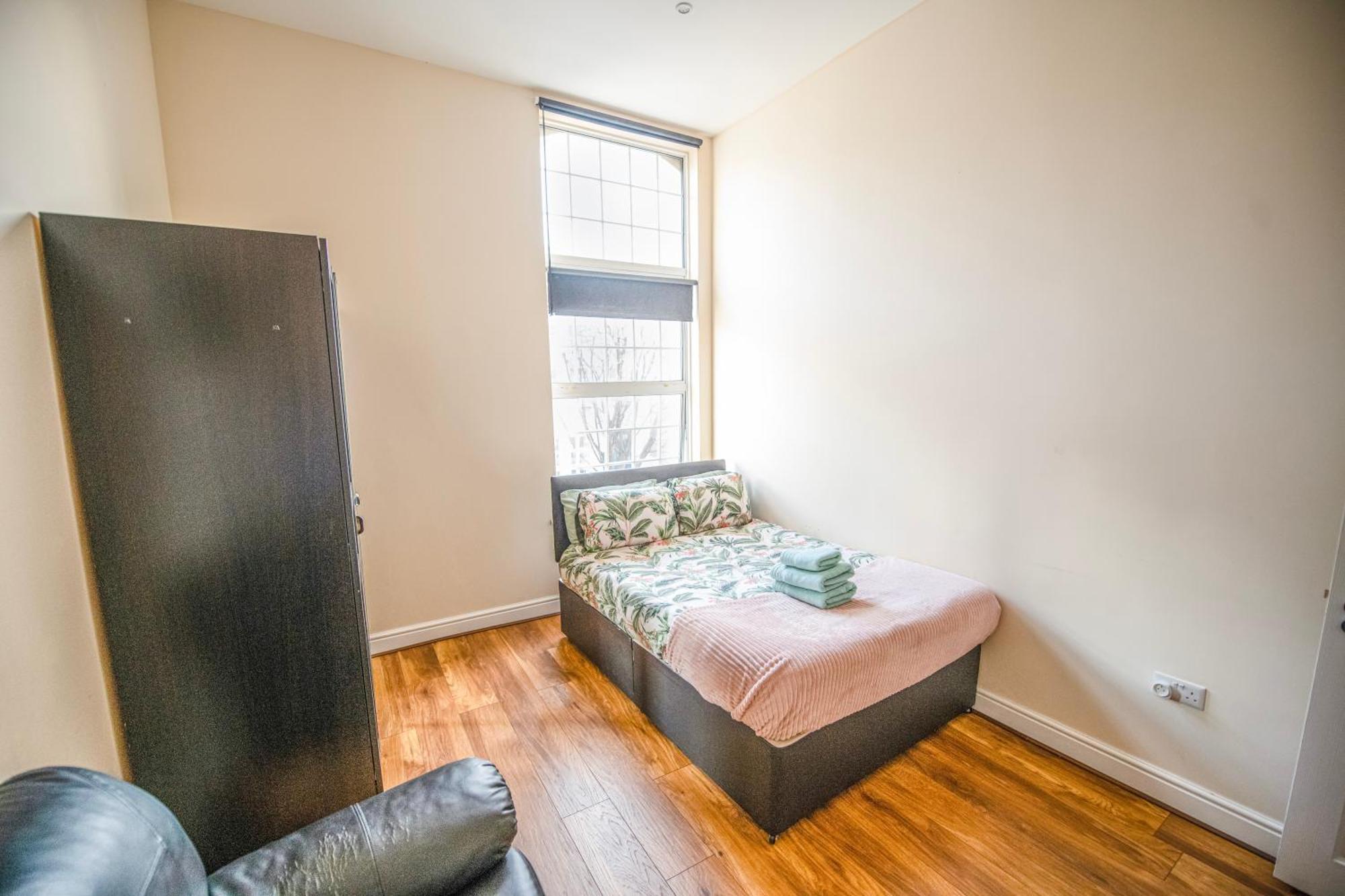 Charming 2-Bedroom Flat In Shepherd'S Bush, Near Hammersmith Londra Esterno foto