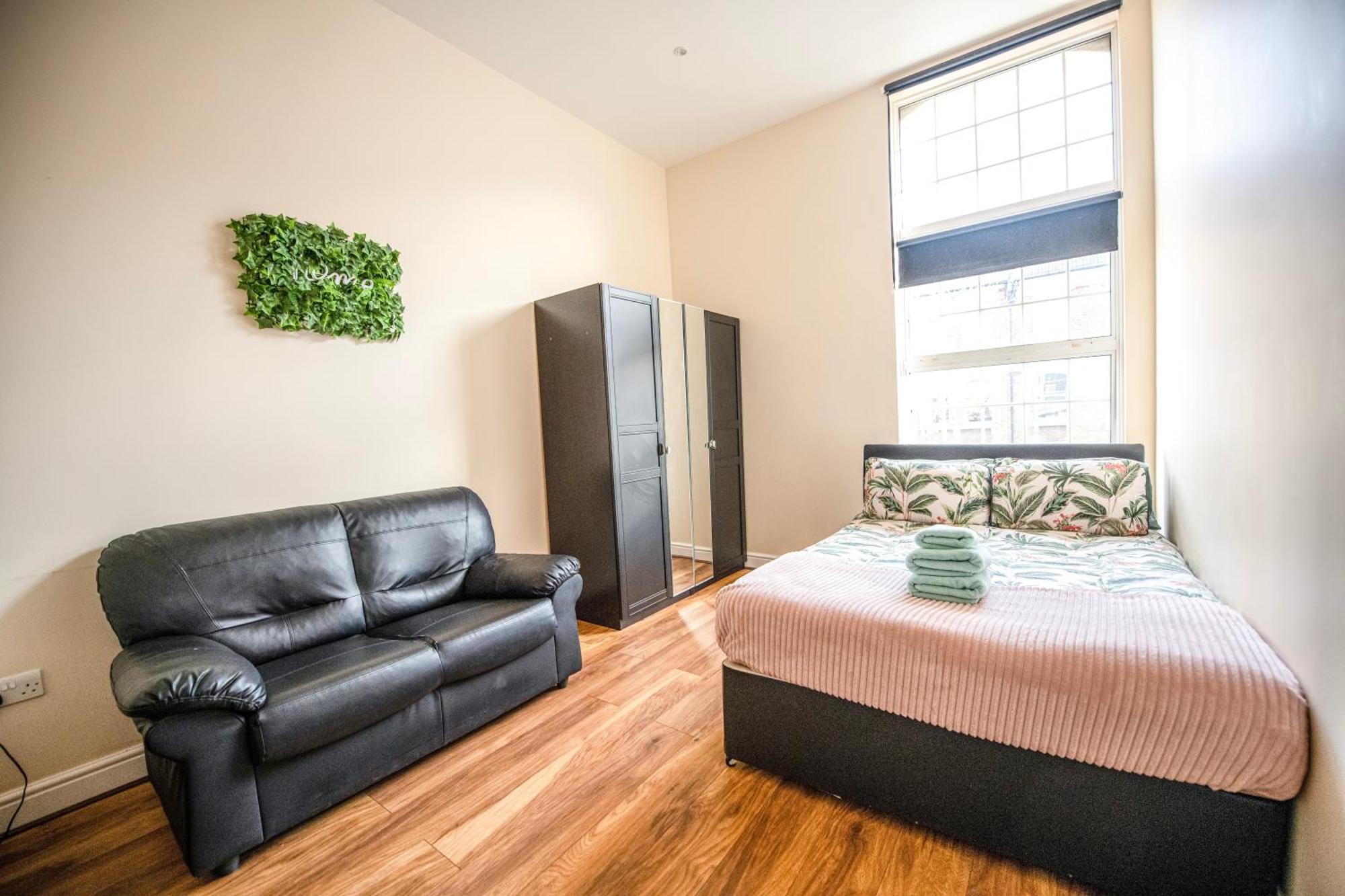 Charming 2-Bedroom Flat In Shepherd'S Bush, Near Hammersmith Londra Esterno foto