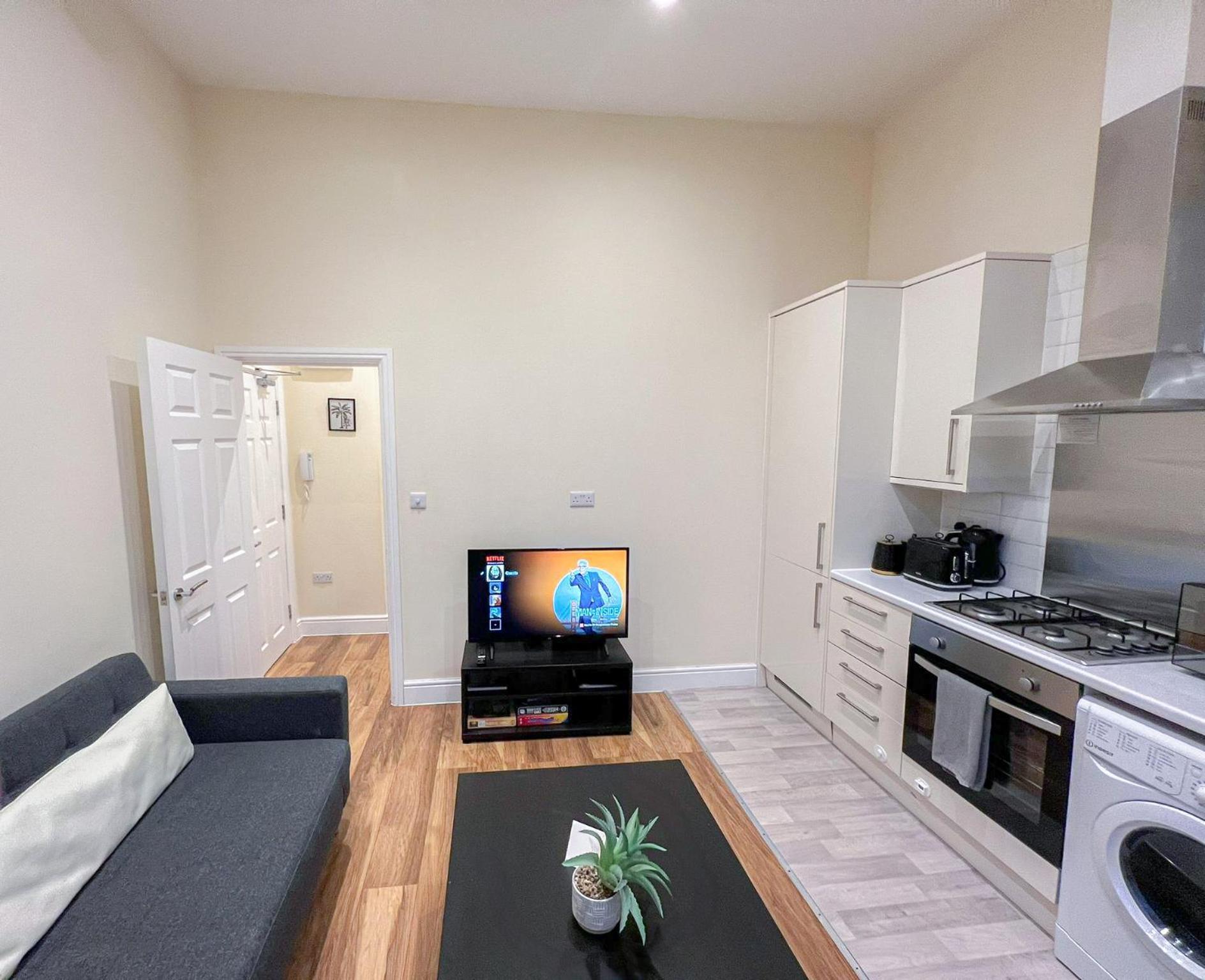 Charming 2-Bedroom Flat In Shepherd'S Bush, Near Hammersmith Londra Esterno foto